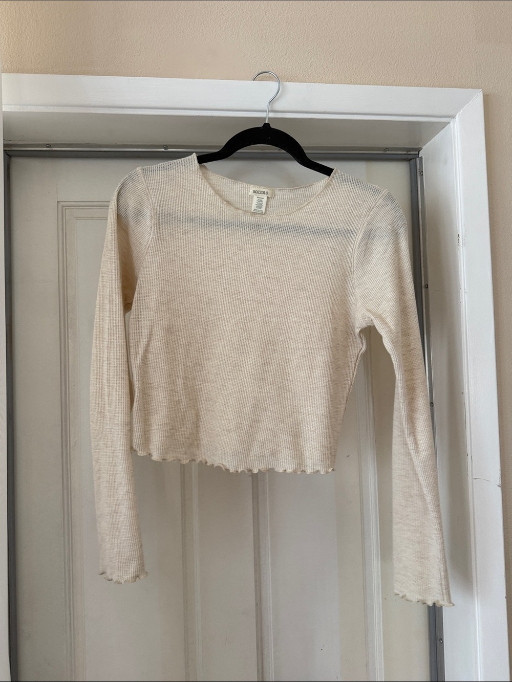 Off-White Ribbed Long-Sleeve Crop Top
